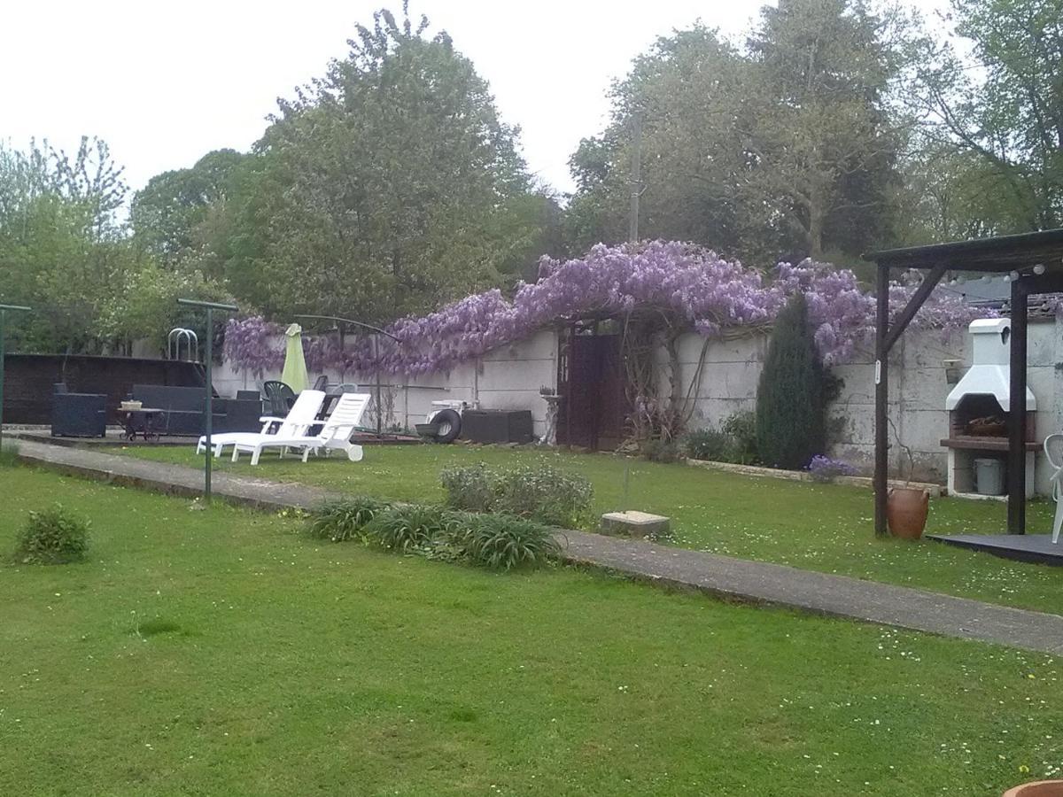La Lune Lake Joue-en-Charnie Exterior photo